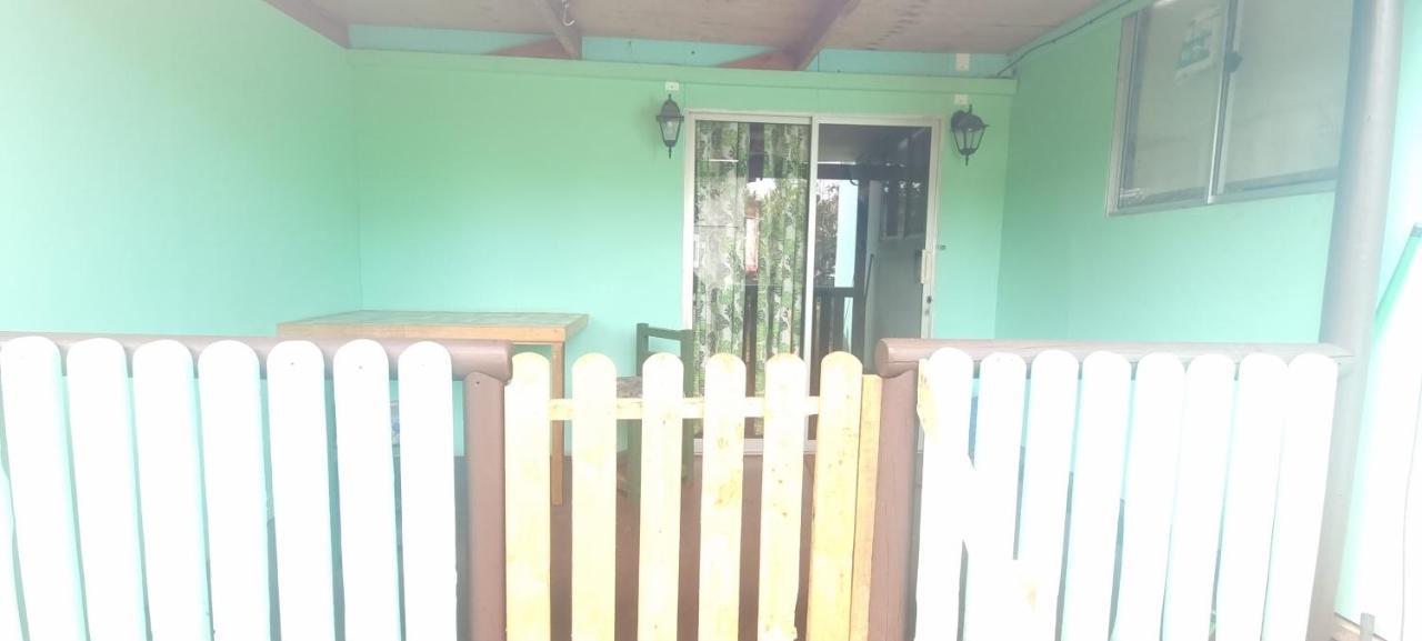 Hostal Henua Roa Ханга-Роа Экстерьер фото